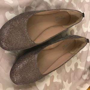 Easy Spirit Get City Sparkly Flats